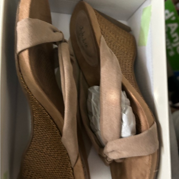 Style & Co Women’s Chickaaf Taupe MC Size 9.5M 2020 Brown Heels NEW - Picture 14 of 16